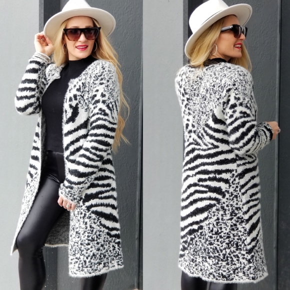 SO SOFT Fuzzy Animal Print Cardigan Long Sleeve - Picture 4 of 5